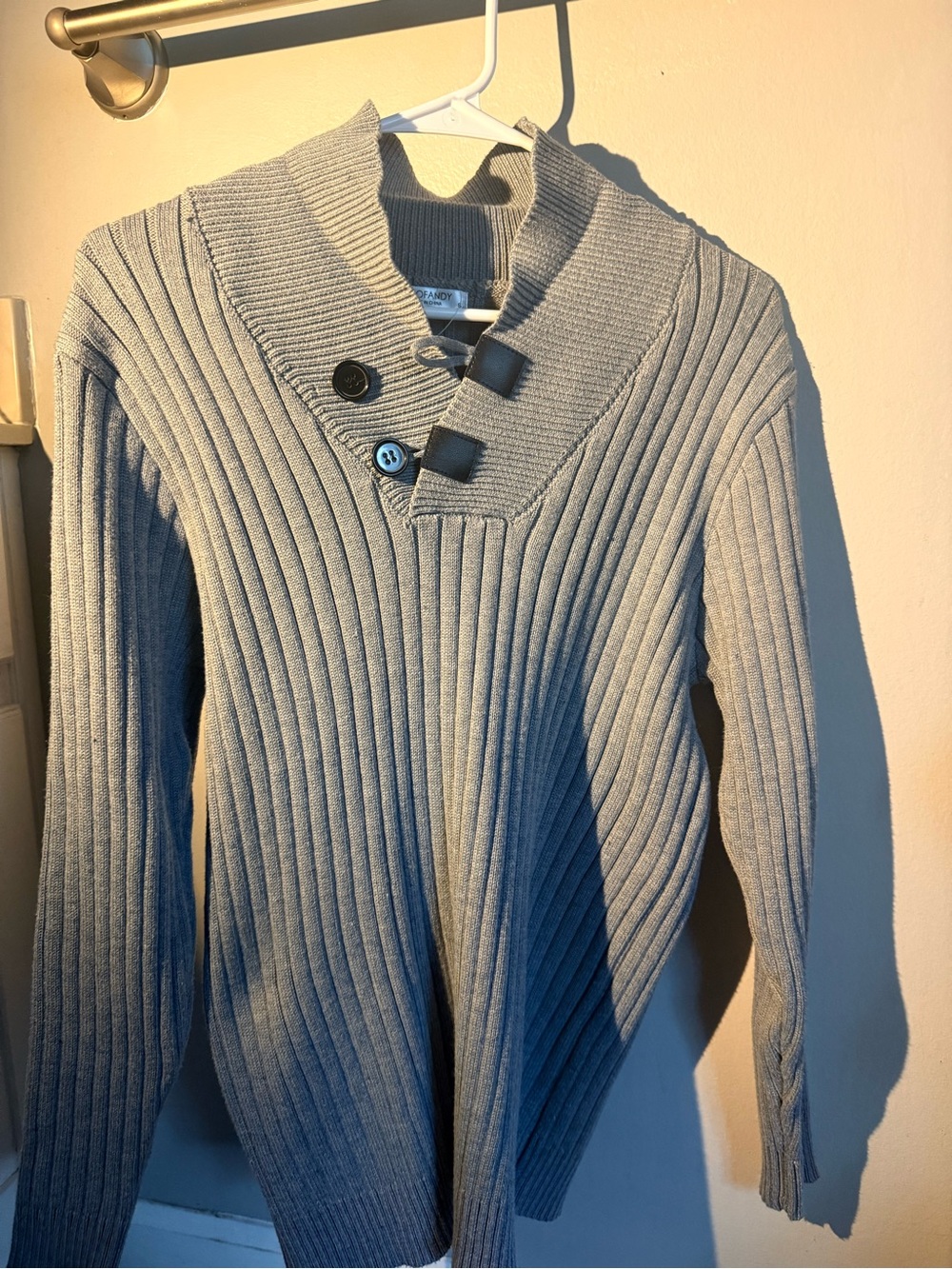 Men's Ribbed V-Neck Shawl Sweater with Button Detail - Gray